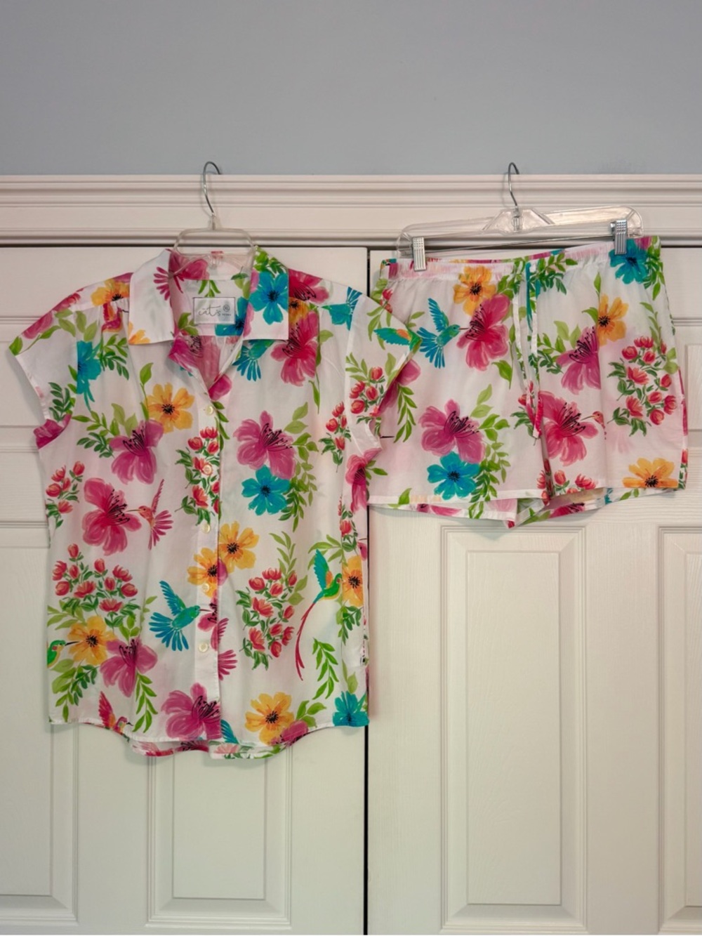 LIKE NEW Cat’s Pajamas Floral PJs 100% Luxe Pima Cotton XL